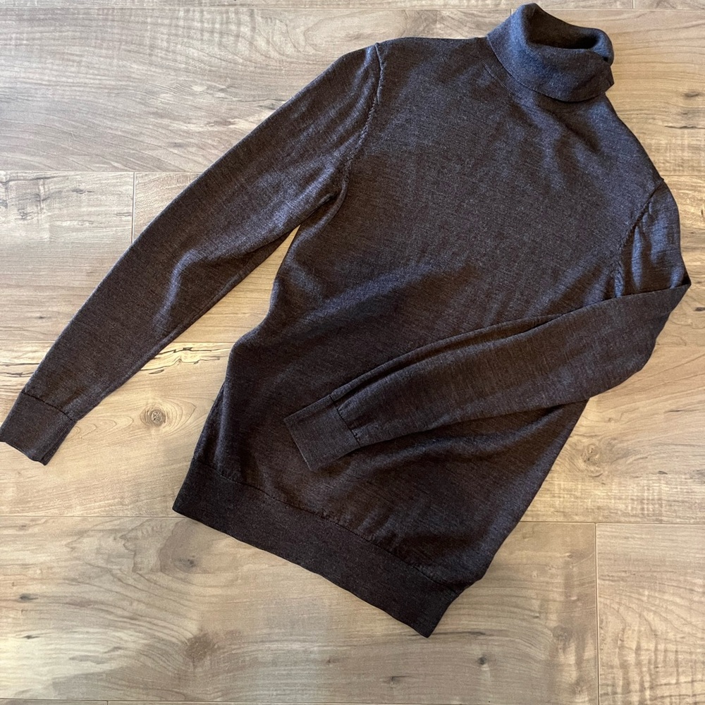H&M Wool Blend Woman’s Brown Turtleneck Knit Sweater Slim Fit Sz S